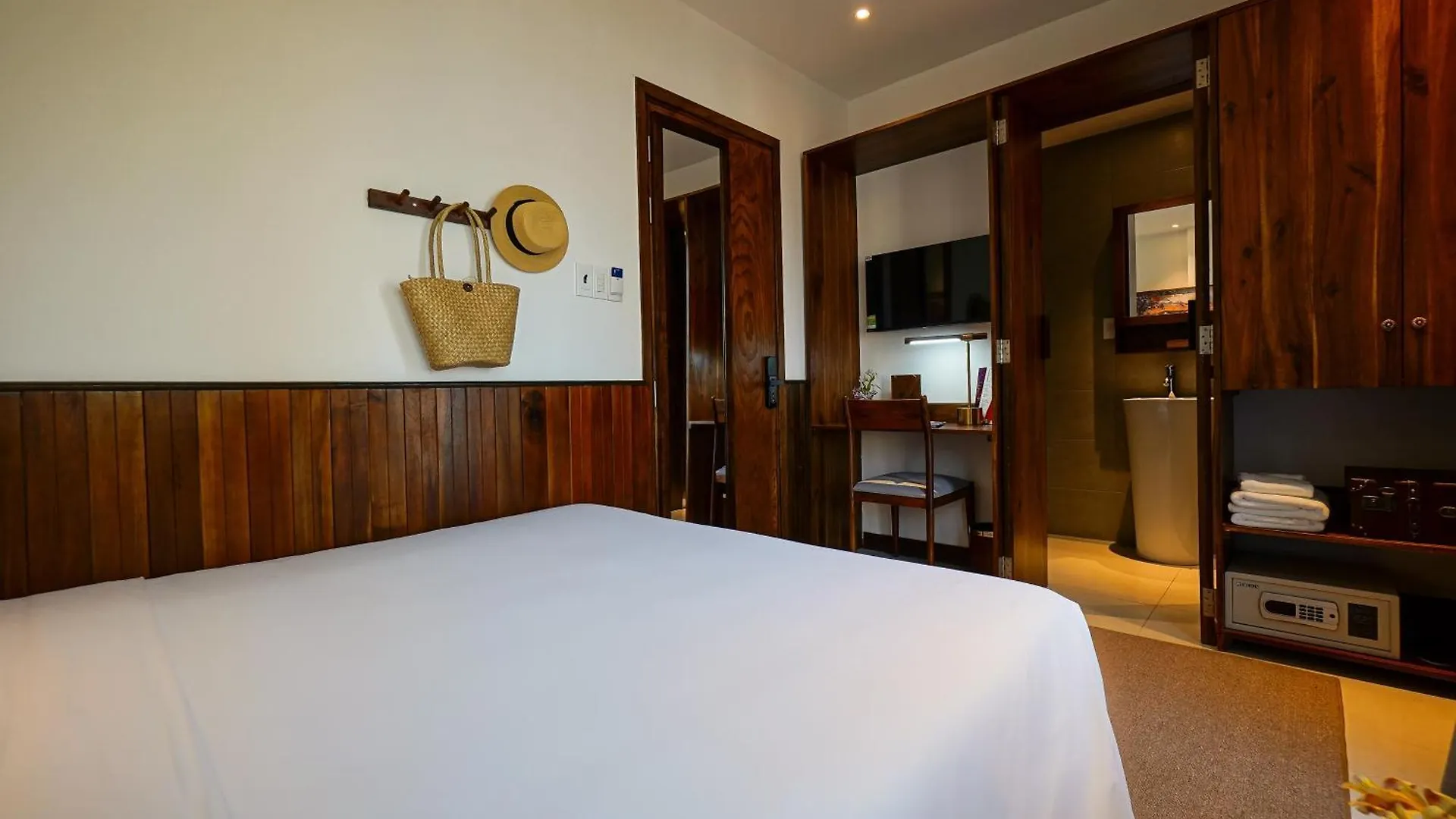 ***  Nexus House Nguyen Binh Khiem Hotel Ho Chi Minh City Vietnam