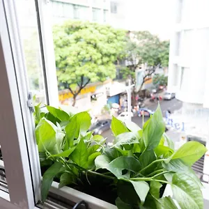 Ben Thanh Station Отель